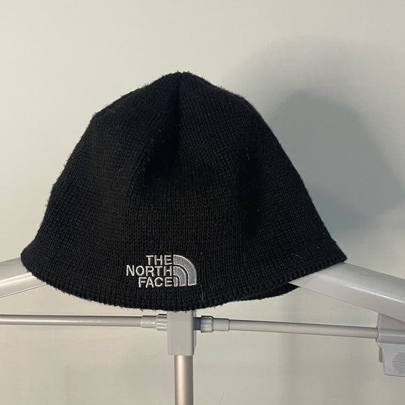 North Face‎ Black winter beanie - Picture 1 of 5